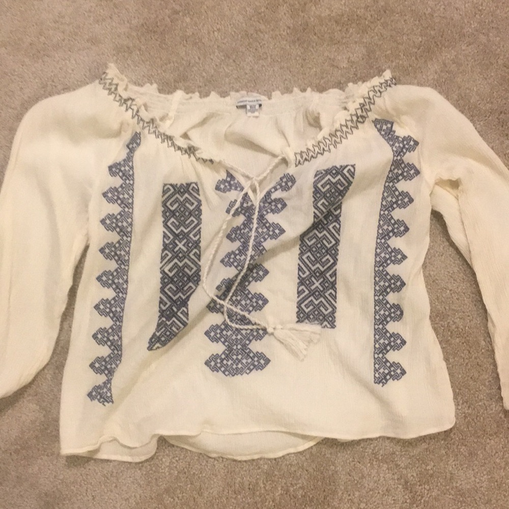 off the shoulders shirt